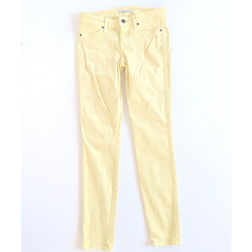 CLOSING SALE!! Rich & Skinny Skinny Jeans, 26
